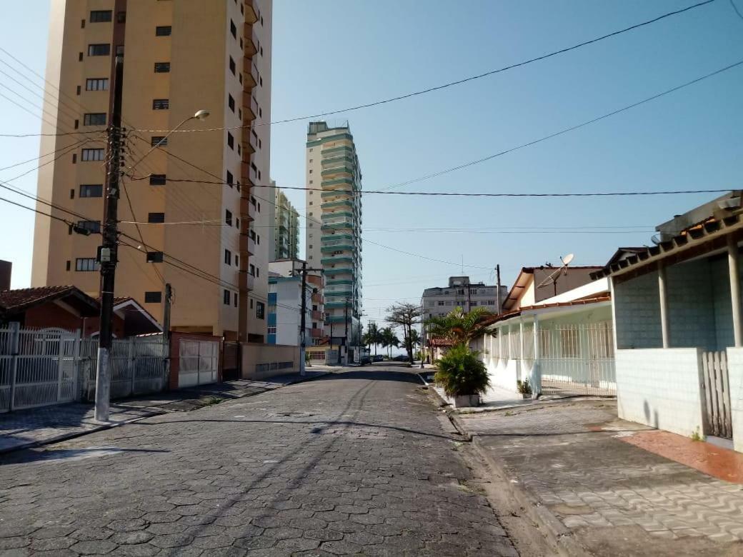 فيلا Casa Para Temporada Na Praia Grande Aprox 100 Mts Da Praia المظهر الخارجي الصورة